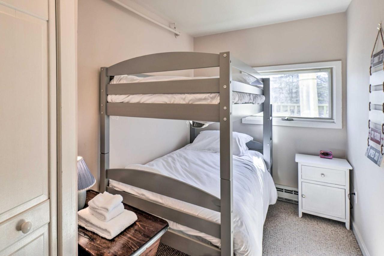 Mountain Condo With Views Near Hiking And Biking! Stowe Kültér fotó