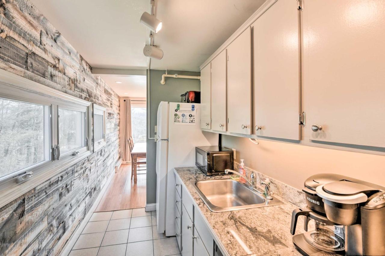 Mountain Condo With Views Near Hiking And Biking! Stowe Kültér fotó