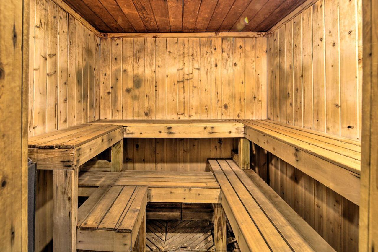 Mountain Condo With Views Near Hiking And Biking! Stowe Kültér fotó